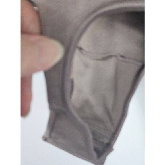 Skims Essential bodysuit Nwot - Picture 10 of 11